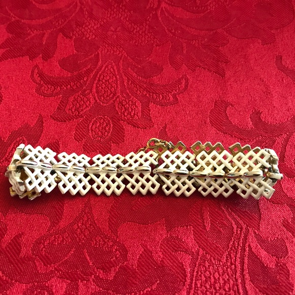 MONET Vintage Bracelet - Picture 4 of 4